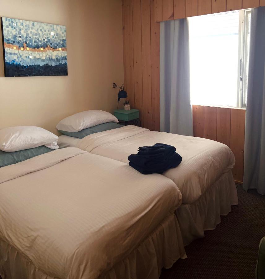 The Messy Owl Inn & Eco Haven Likely Экстерьер фото